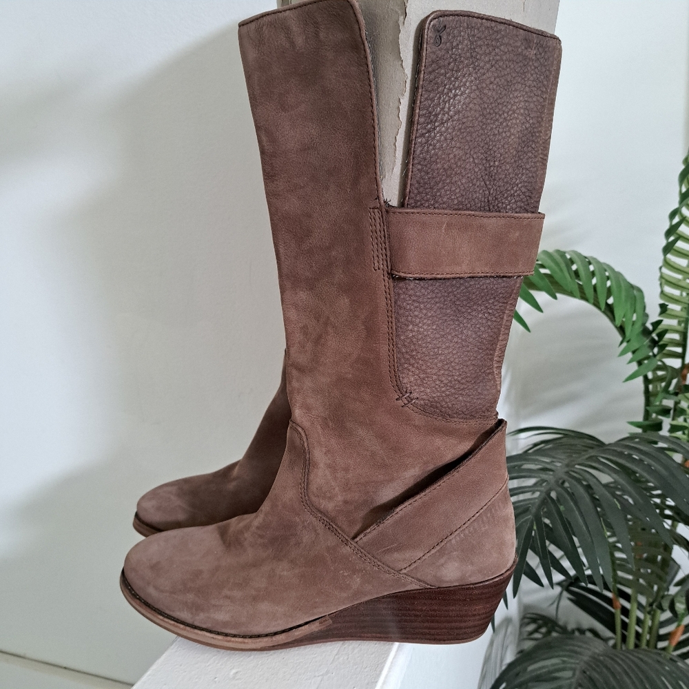 Emu Allira Brown Leather Knee High Wedge Boots Women's Size 8.5 W11042